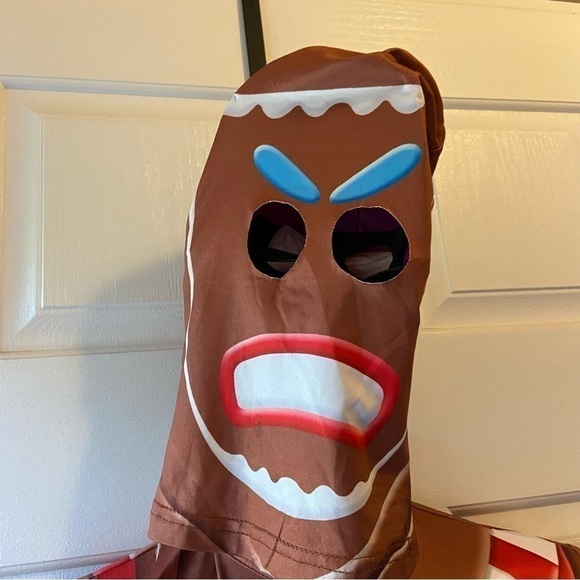 𝅺HALLOWEEN Gingerbread Man with face hood and zippered onesie. It’s great. - Picture 3 of 4